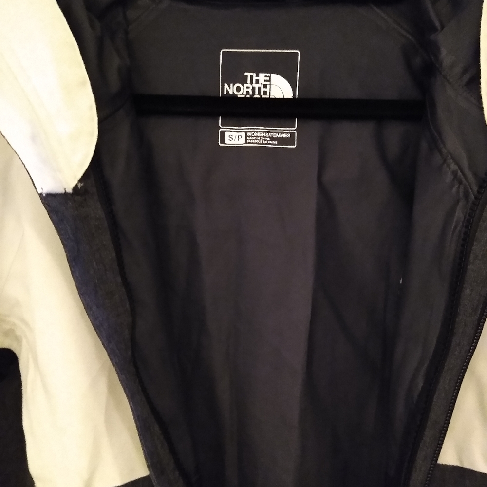 North Face Jacket Waterproof Fall Winter - image 2